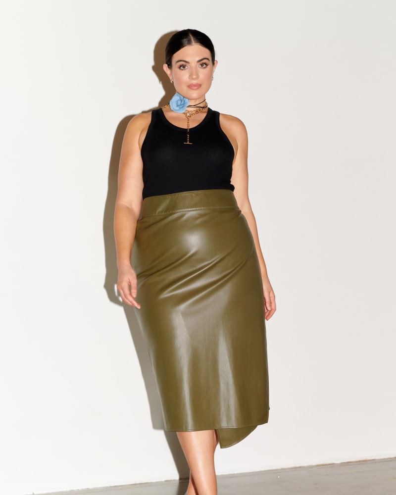 Green plus size deals faux leather skirt